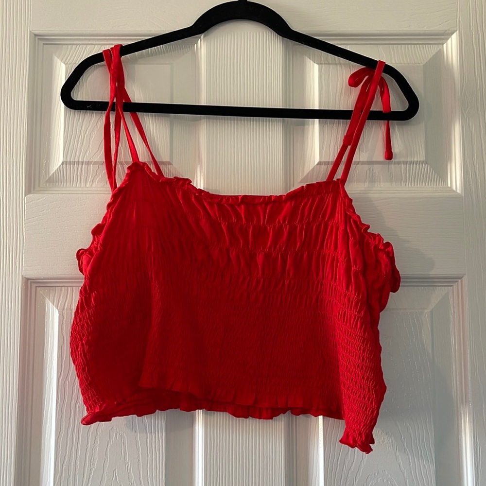 H&M cropped top